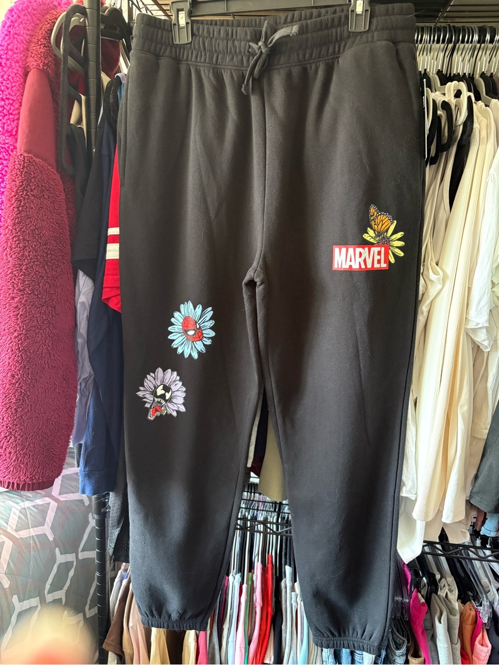 Marvel Women' Black Graphic Jogger Sweatpants - Floral & Logo